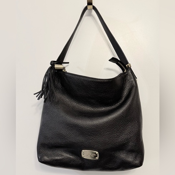 Michael Kors Black Leather Shoulder Bag 2000s - Picture 2 of 10